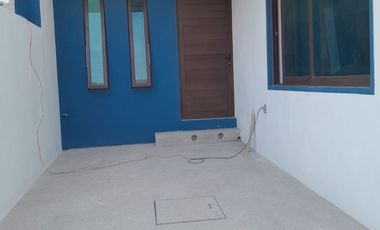 $2,700,000.00 ESTRENE MODERNA, DOBLE PORTÓN ELÉCTRICO,2 RECÁMARAS, 2 1/2 BAÑOS Y 2 GARAGES