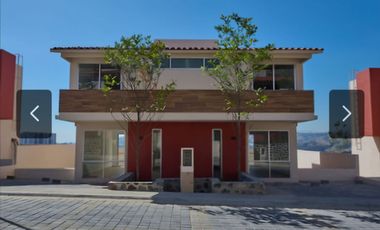 Hermosa casa en Lago Esmeralda