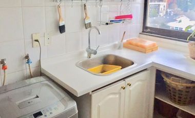 Vendemos amplio departamento dúplex a pasos de la Av. Alemania