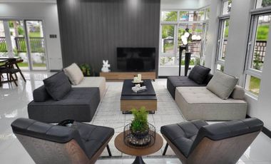 Furnished Corner Modern home in South Forbes