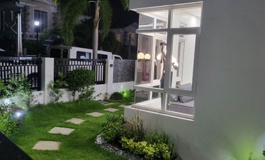 Furnished Corner Modern home in South Forbes