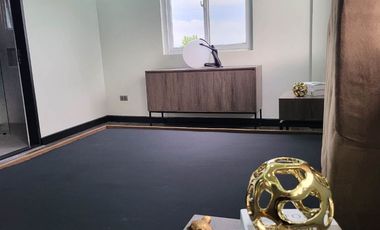 Furnished Corner Modern home in South Forbes
