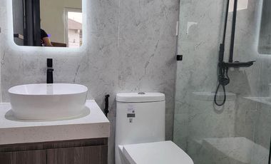 Furnished Corner Modern home in South Forbes