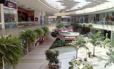 Se vende local en centro comercial UNICENTRO en la ciudad de Neiva