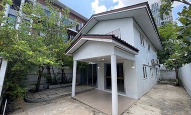 3 Bedroom Detached House For Rent in Sathorn, Bangkok,Thailand