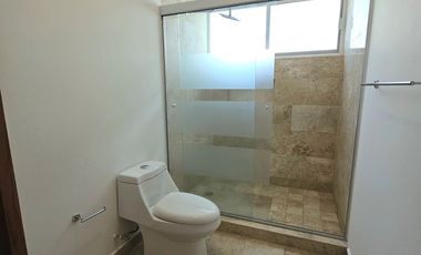 LAS CAÑADAS CASA EN VENTA CON ALBERCA EN ZONA TRANQUILA