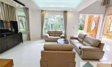 Nantawan Srinakarin Village | Elegant Detached 4 Bed 4 Bath House with Garden