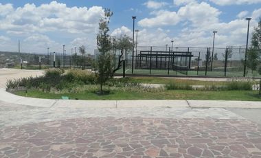 Últimas casas para escritura rápida, 3 habitaciones Fracc Villa Carriedo zona Campanario Norte Querétaro