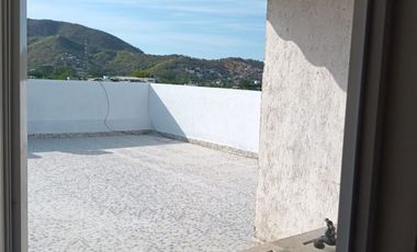 CASA RENTABLE CON TRES APARTAMENTOS;TRES PROPIEDADES EN UNA.