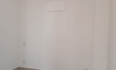 CASA RENTABLE CON TRES APARTAMENTOS;TRES PROPIEDADES EN UNA.