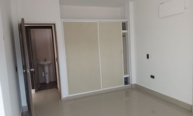 CASA RENTABLE CON TRES APARTAMENTOS;TRES PROPIEDADES EN UNA.