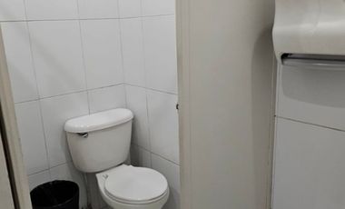 Viña, Av. Libertad, Amplia Casa Comercial, 482 M2 construidos