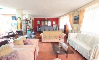 Casa UNA Planta en Venta - 4 Dormitorios - Terreno 571m2 - 5 Parqueos - El Inca