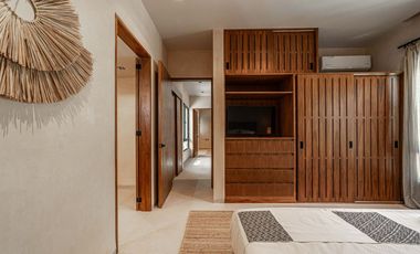 Villa de doble altura con alberca, en Selvazama con amenidades, en venta Tulum.