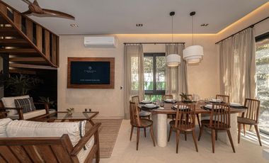 Villa de doble altura con alberca, en Selvazama con amenidades, en venta Tulum.