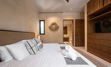 Villa de doble altura con alberca, en Selvazama con amenidades, en venta Tulum.