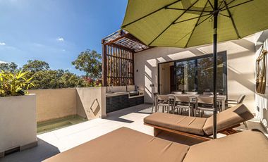 Villa de doble altura con alberca, en Selvazama con amenidades, en venta Tulum.