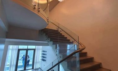 FOR SALE: 5 Bedroom Penthouse in Viridian Hills, San Juan