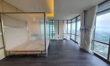 FOR SALE: 5 Bedroom Penthouse in Viridian Hills, San Juan