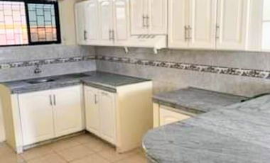 CASA RENTERA  DE  VENTA EN MANTA CERCA A UNIVERSIDAD