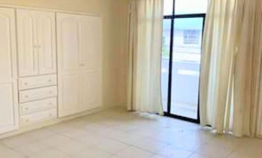 CASA RENTERA  DE  VENTA EN MANTA CERCA A UNIVERSIDAD