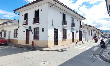 Venta de casa esquinera en el centro de Popayán