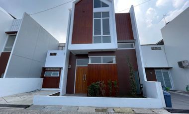 Rumah Aul Pasteur+Kolam Renang, Baru 2 LANTAI, Mewah Harga Murah di Paster Kota Bandung, Jual Dijual