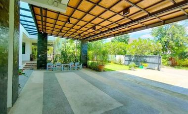 Modern house for Sale / Rent near 89 plaza, Varee international school, city center and Chiang Mai Airport.