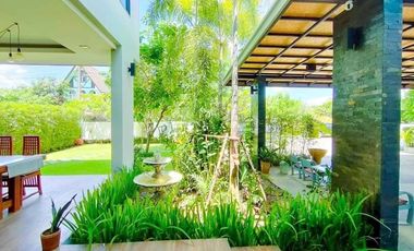 Modern house for Sale / Rent near 89 plaza, Varee international school, city center and Chiang Mai Airport.