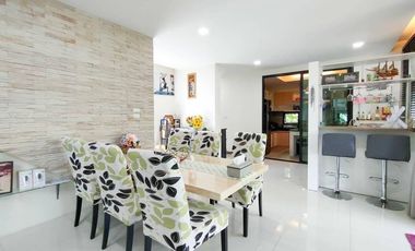Modern house for Sale / Rent near 89 plaza, Varee international school, city center and Chiang Mai Airport.