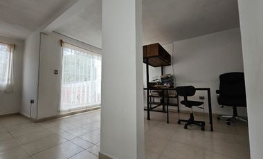 CASA EN VENTA ACONDICIONADA PARA NEGOCIO!!!