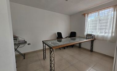 CASA EN VENTA ACONDICIONADA PARA NEGOCIO!!!