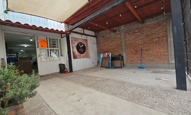 CASA EN VENTA ACONDICIONADA PARA NEGOCIO!!!