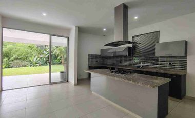 ARRIENDO CONDOMINIO  COMBIA