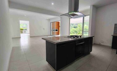 ARRIENDO CONDOMINIO  COMBIA