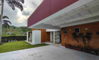 ARRIENDO CONDOMINIO  COMBIA