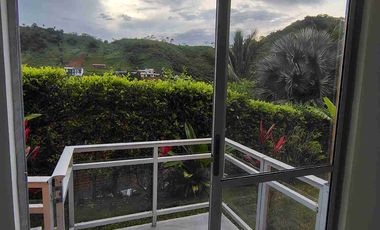 ARRIENDO CONDOMINIO  COMBIA