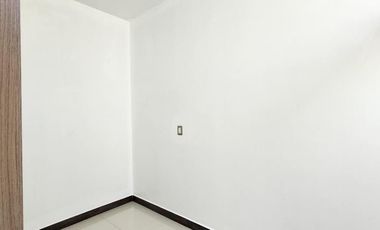 Casa de 3 Pisos en Venta, Residencial Los Cedros, Pachuca, Hidalgo.