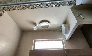 Casa de 3 Pisos en Venta, Residencial Los Cedros, Pachuca, Hidalgo.