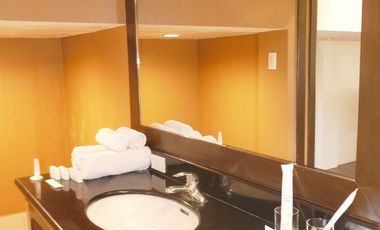 180 sq.m. furnished condo unit of 2BR  @ Coralpoint-Mactan @ P60k