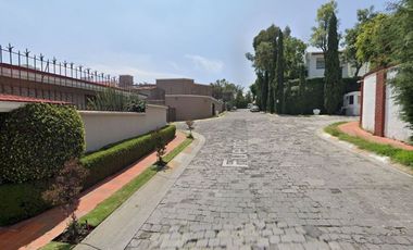 Venta de Casa en Remate una excelente zona Col. Lomas de las Palmas, Naucalpan.