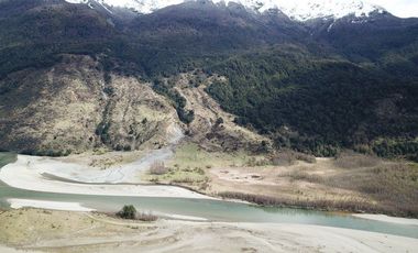 568 hectáreas orilla Río Murta