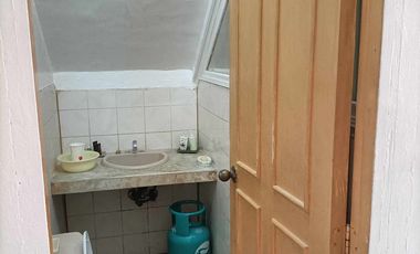 2 STOREY FURNISHED HOUSE WITH 4 BEDROOMS IN PAJAC.