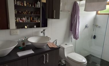 Casa en Venta o en Renta via Sopó Sector los Clubes.