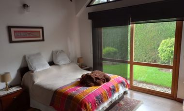 Casa en Venta o en Renta via Sopó Sector los Clubes.