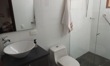 Casa en Venta o en Renta via Sopó Sector los Clubes.