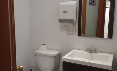 Oficinas en Bernardo Quintana. Frente nuevo HEB