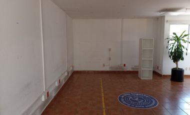 Oficinas en Bernardo Quintana. Frente nuevo HEB