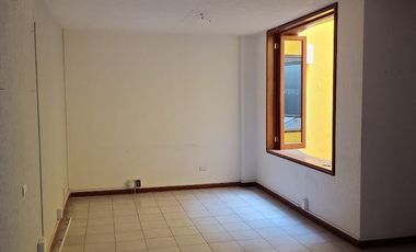 Oficinas en Bernardo Quintana. Frente nuevo HEB