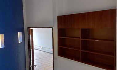 Oficinas en Bernardo Quintana. Frente nuevo HEB